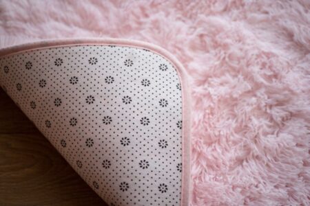 Plyšový koberec - světle růžový