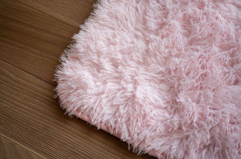 Plyšový koberec - světle růžový